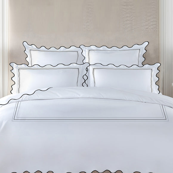 3 Lines and Waves Duvet Cover