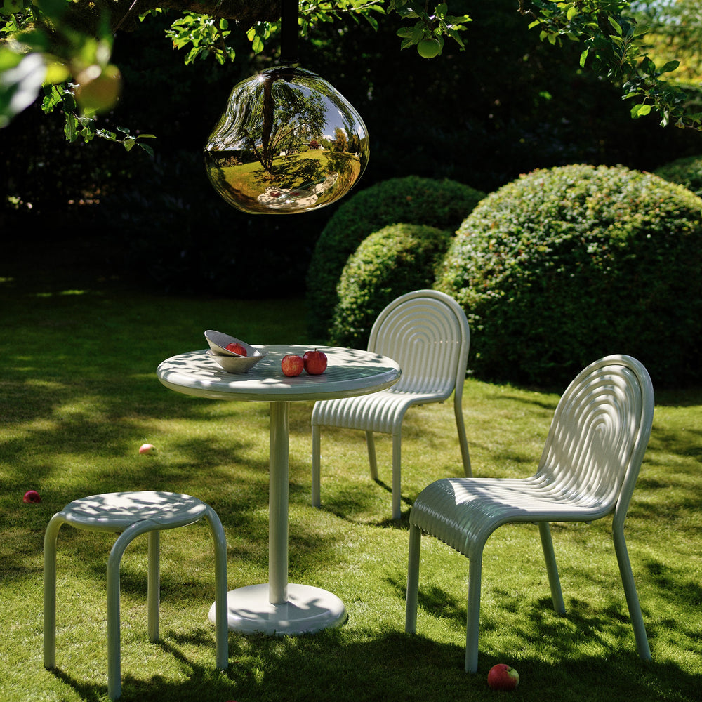 Groove Outdoor Round Dining Table