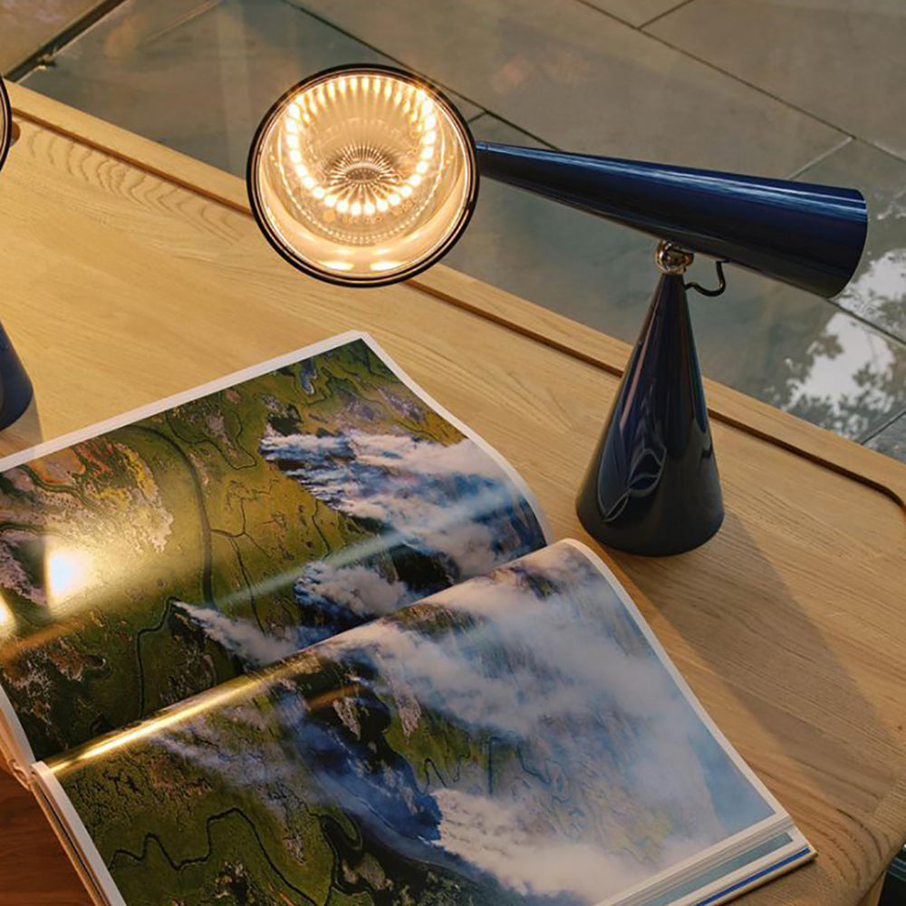 Pose LED Desk Lamp