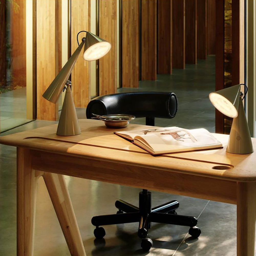 Pose LED Desk Lamp