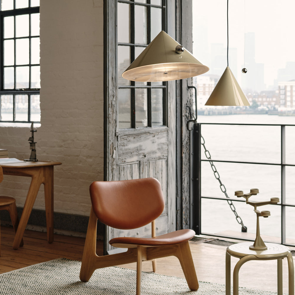 Pose LED Pendant Light