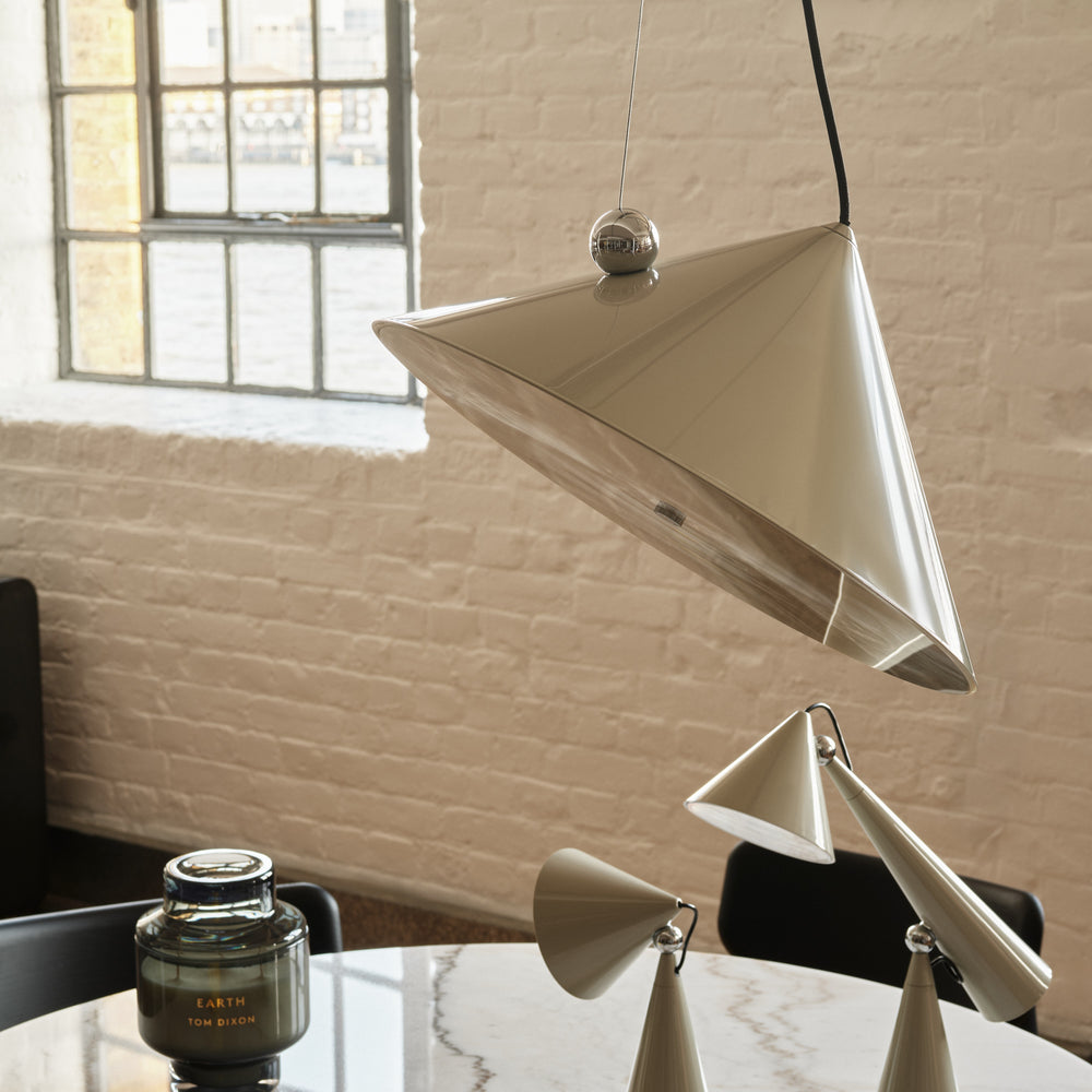 Pose LED Pendant Light
