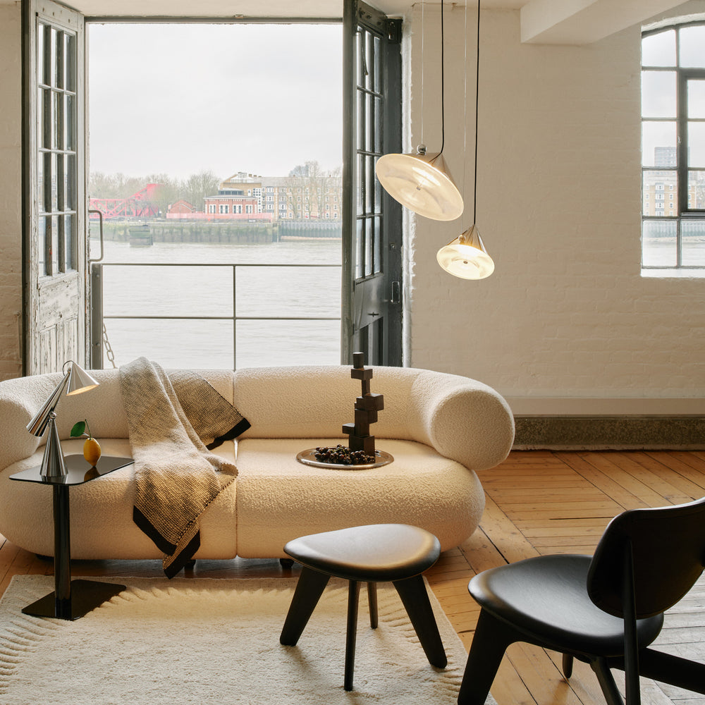 Pose LED Pendant Light
