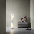 TR7 LED Floor Lamp
