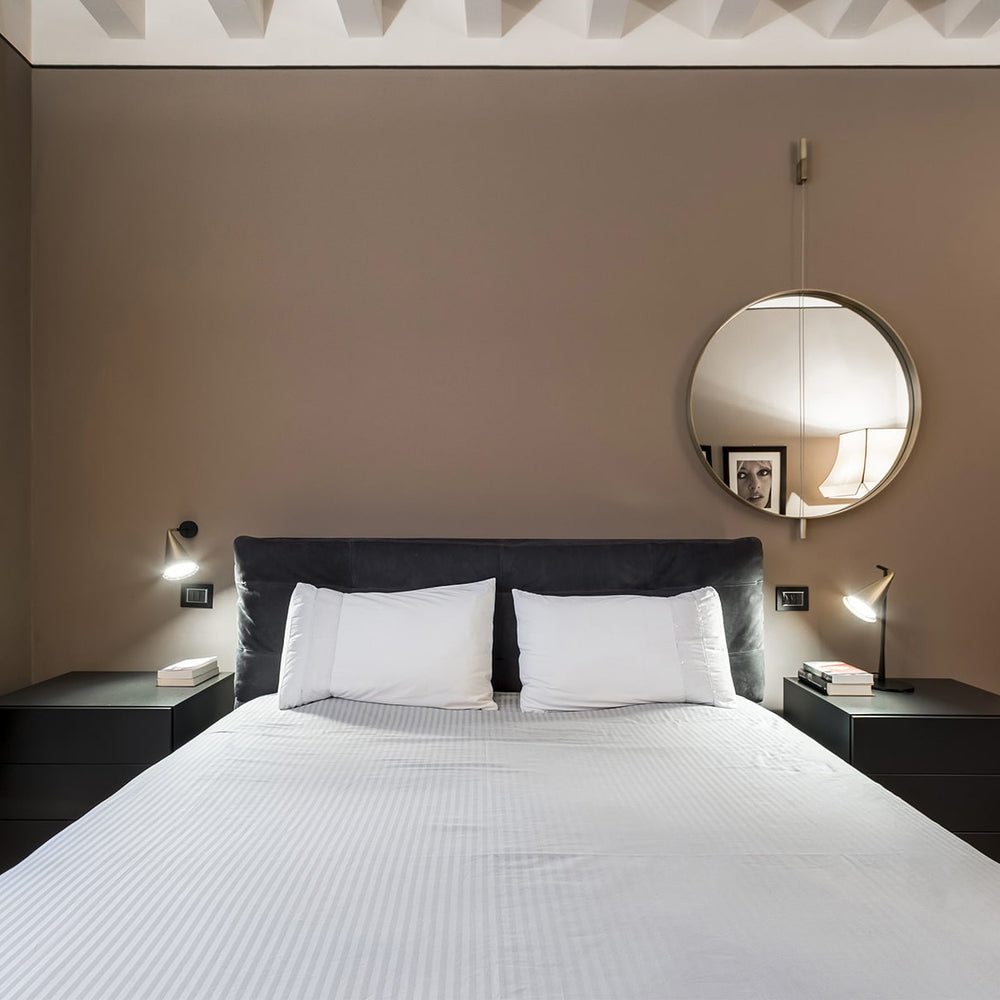 Gordon Table Lamp