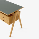 Daystak Desk