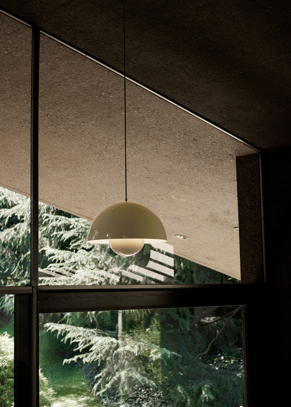 Flowerpot Pendant Light