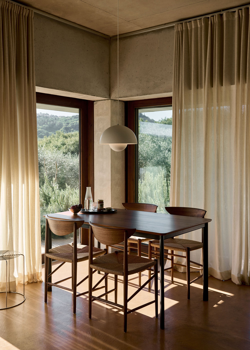 Flowerpot Pendant Light