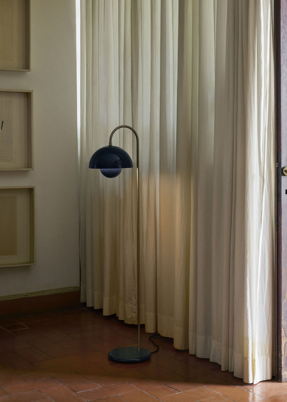 Flowerpot VP12 Floor Lamp