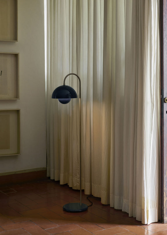 Flowerpot VP12 Floor Lamp