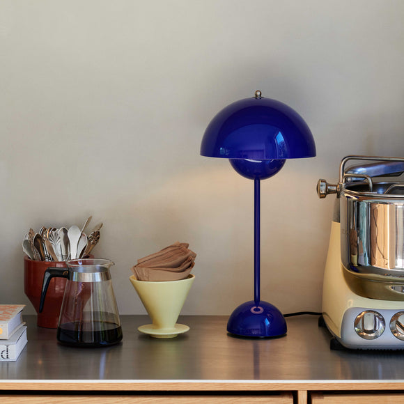 Flowerpot vp3 discount table lamp
