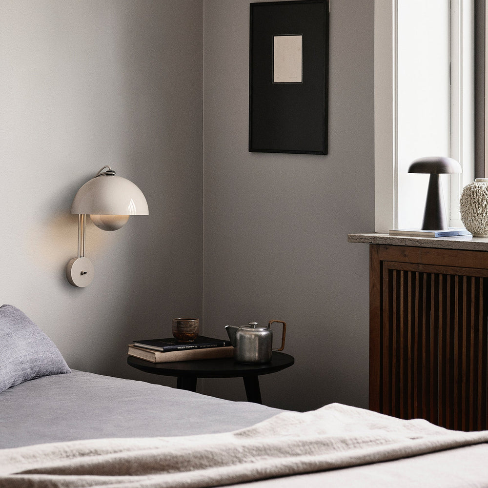 Flowerpot Wall Sconce