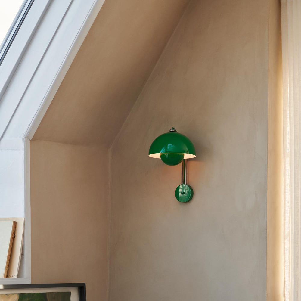 Flowerpot Wall Sconce