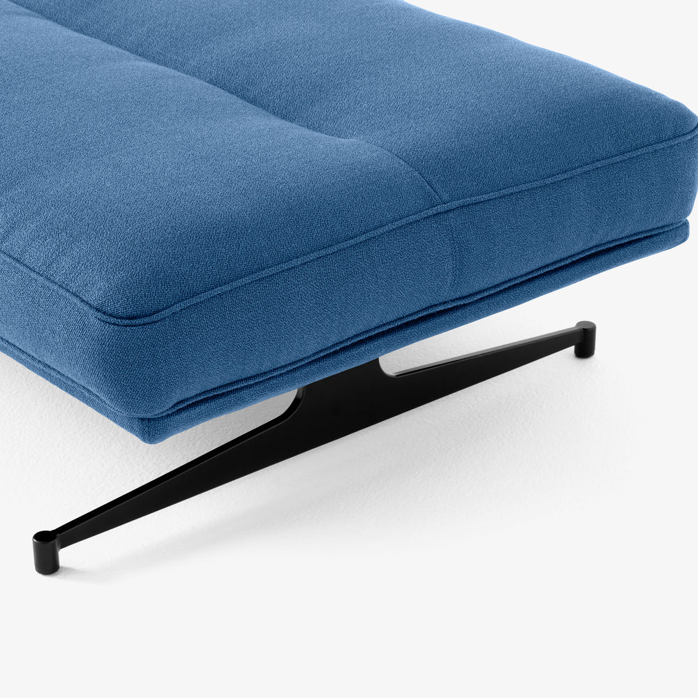 Inland Pouf