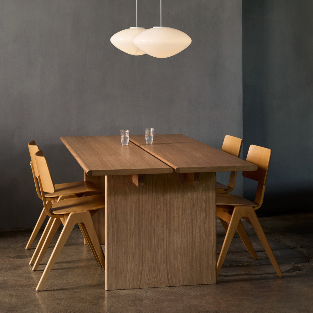 Ita Dining Table