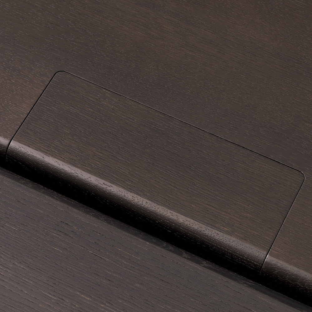 Ita Dining Table