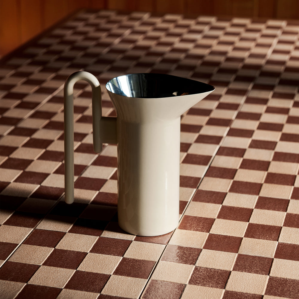 Momento Jug