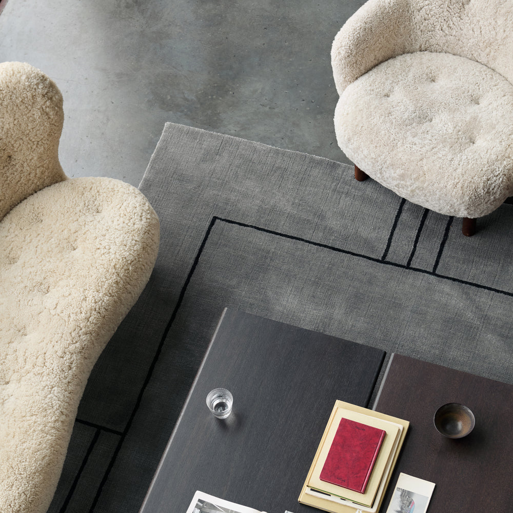 Petra Lounge Chair