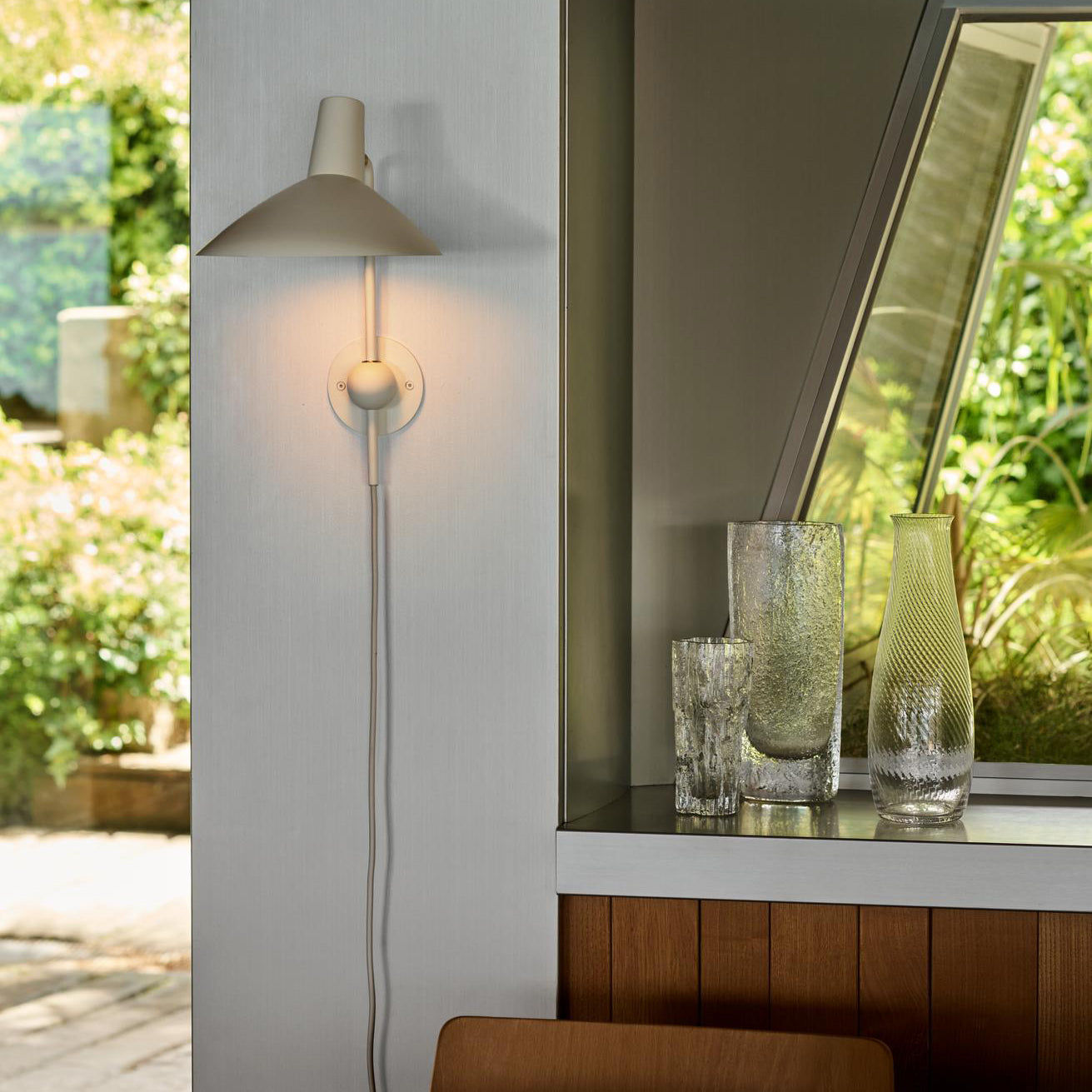 &Tradition Tripod Wall Lamp HM12