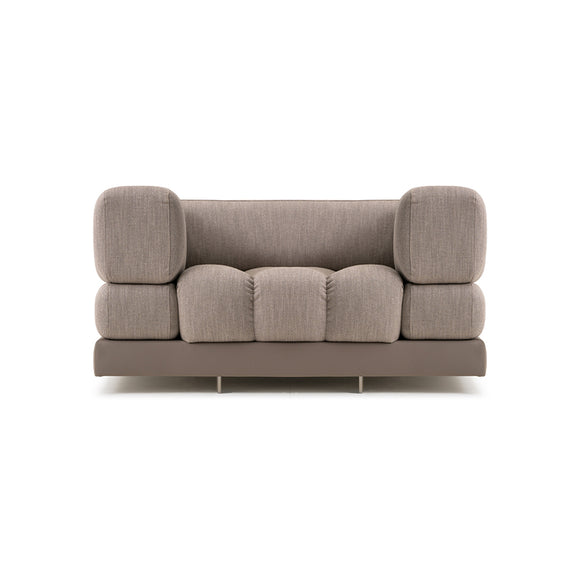 Domus Lounge Chair