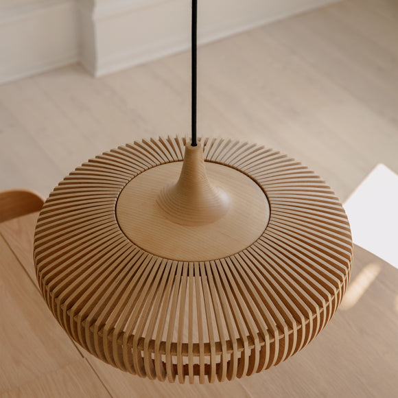 Clava Dine Wood Pendant Light