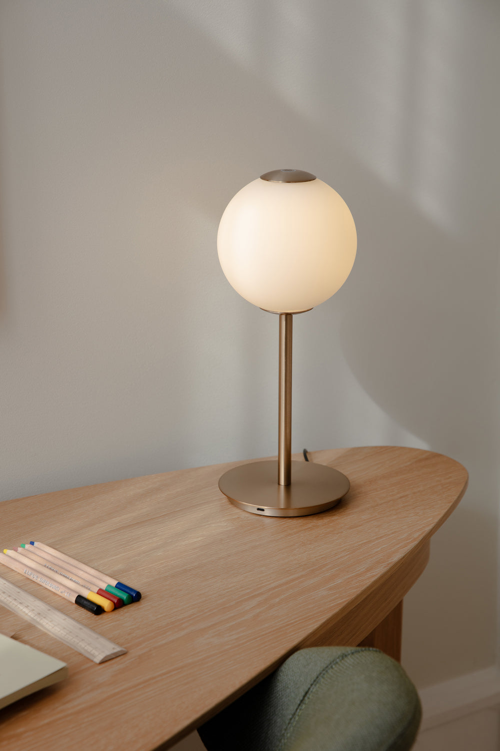 Duende Desk