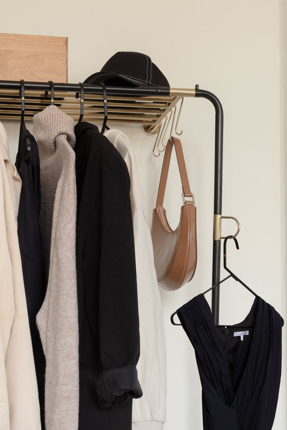 Lean on Me Clothes Hook
