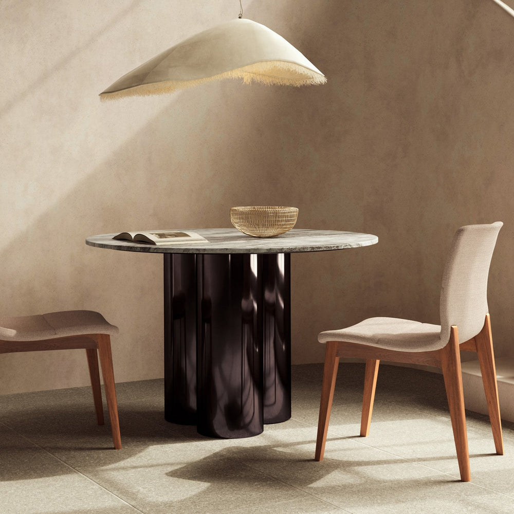 Godan Side Chair