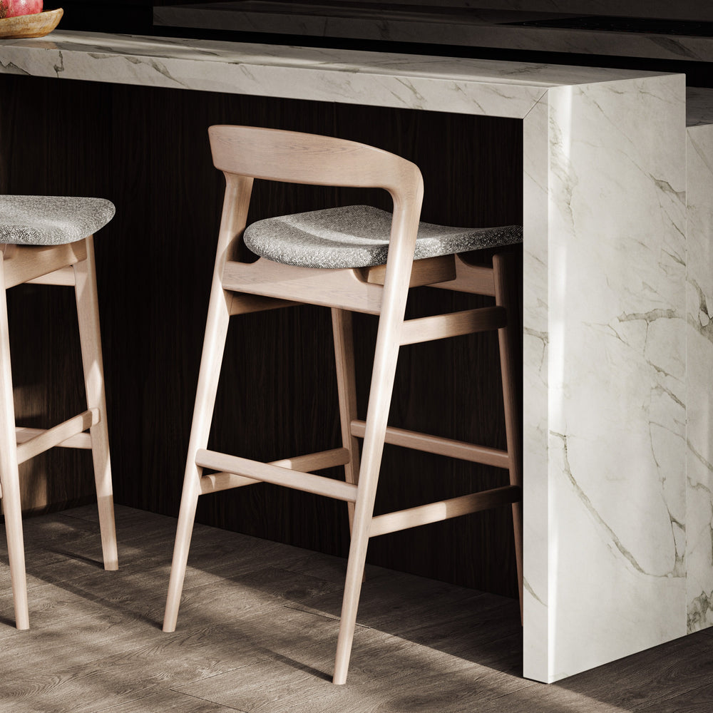 Velma Stool