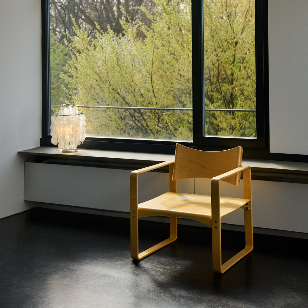 Series 270 F Lounge Armchair