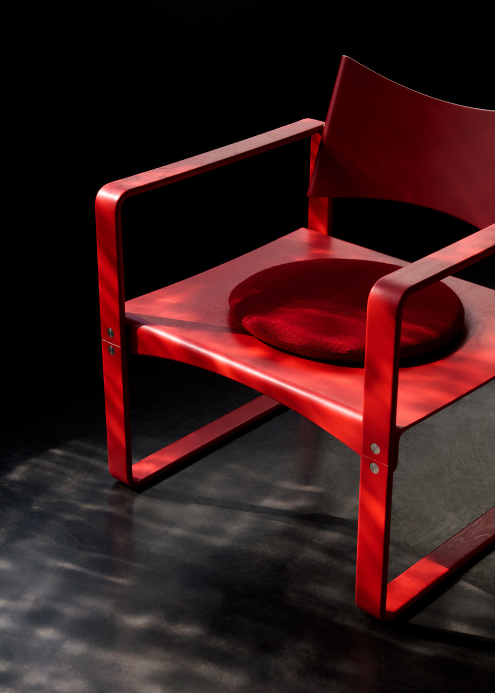 Series 270 F Lounge Armchair