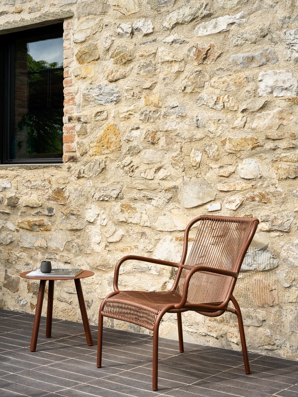 Loop Outdoor Lounge Chair