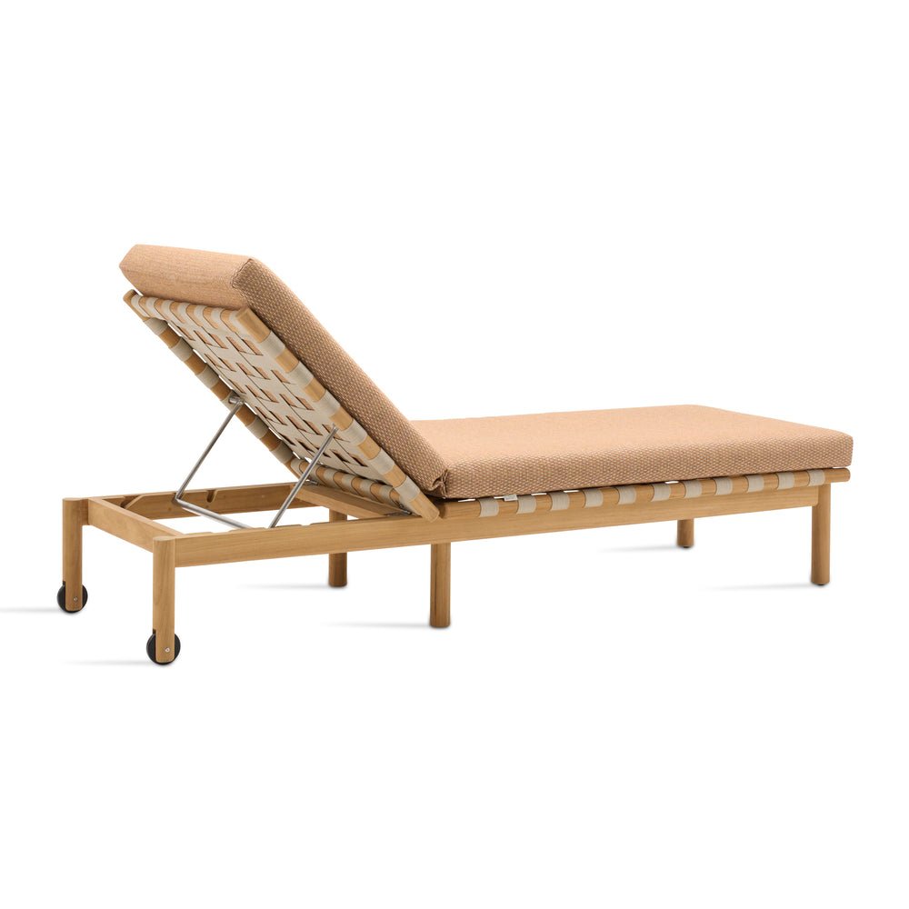 Oda Outdoor Sunlounger