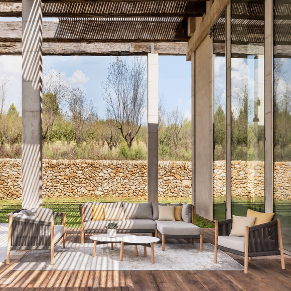 Lento Outdoor Lounge Chair