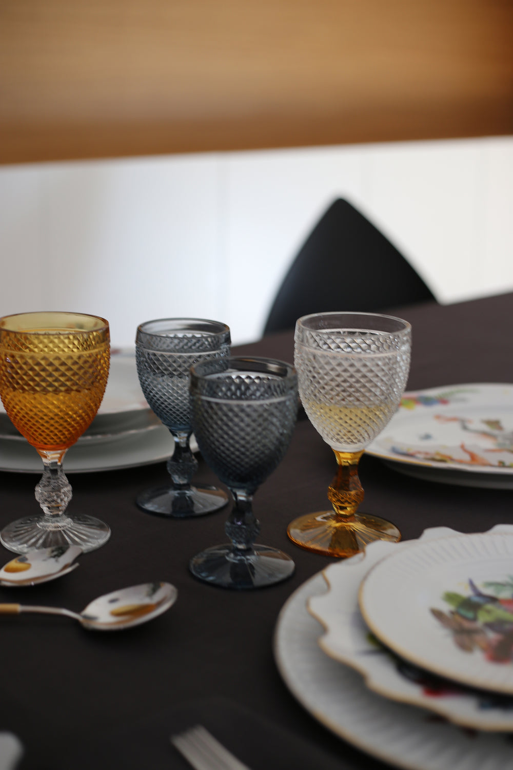 Bicos Bicolor Wine/Water Goblet