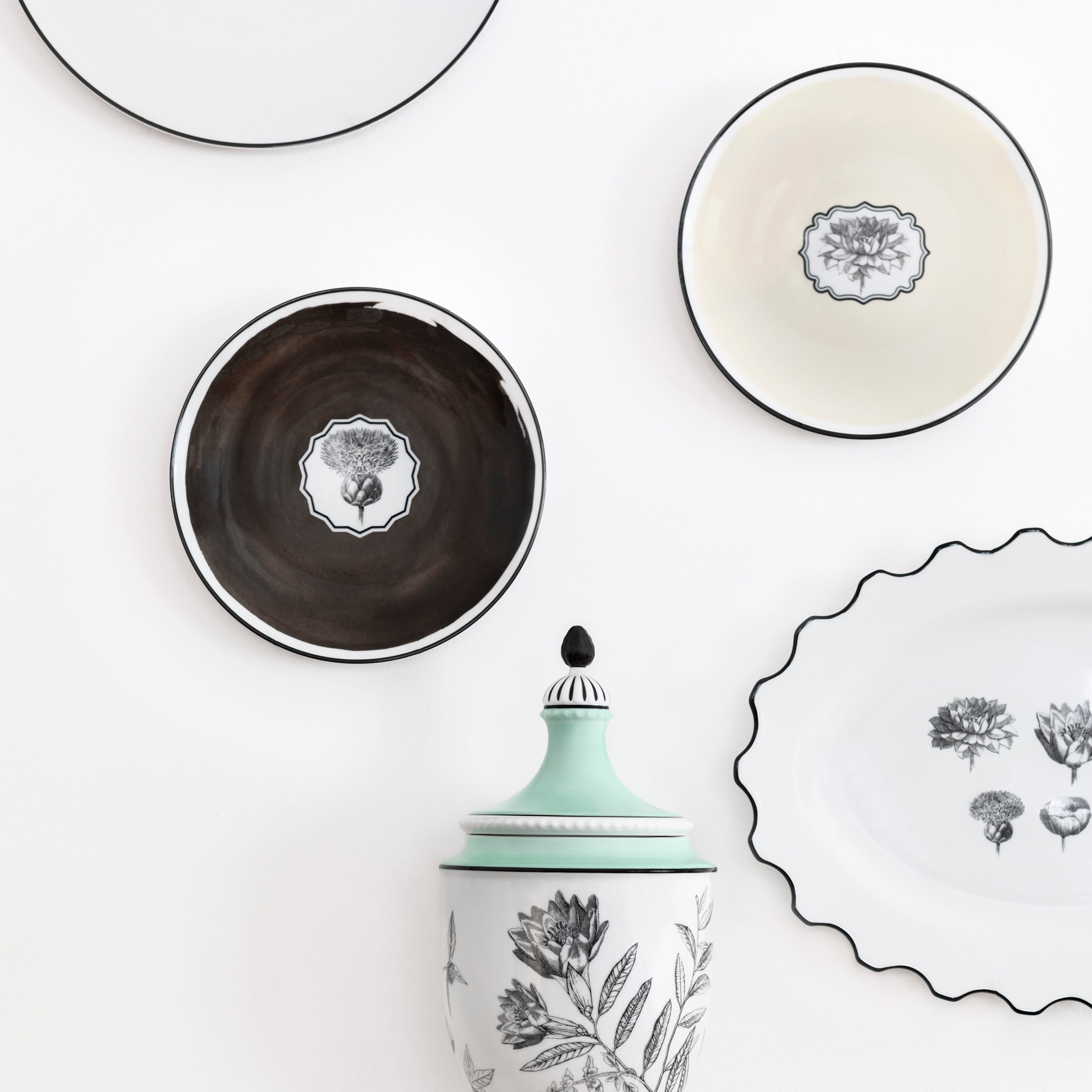 Vista Alegre Herbariae Dessert Plate - 2Modern