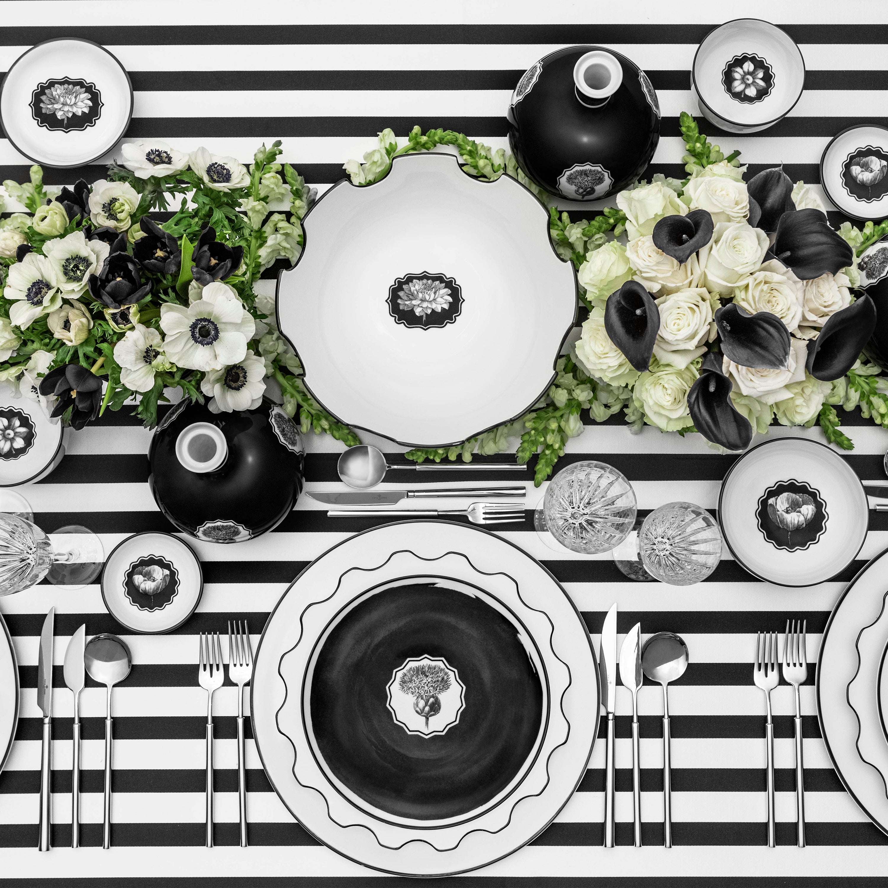 Vista Alegre Herbariae Dinner Plate - 2Modern