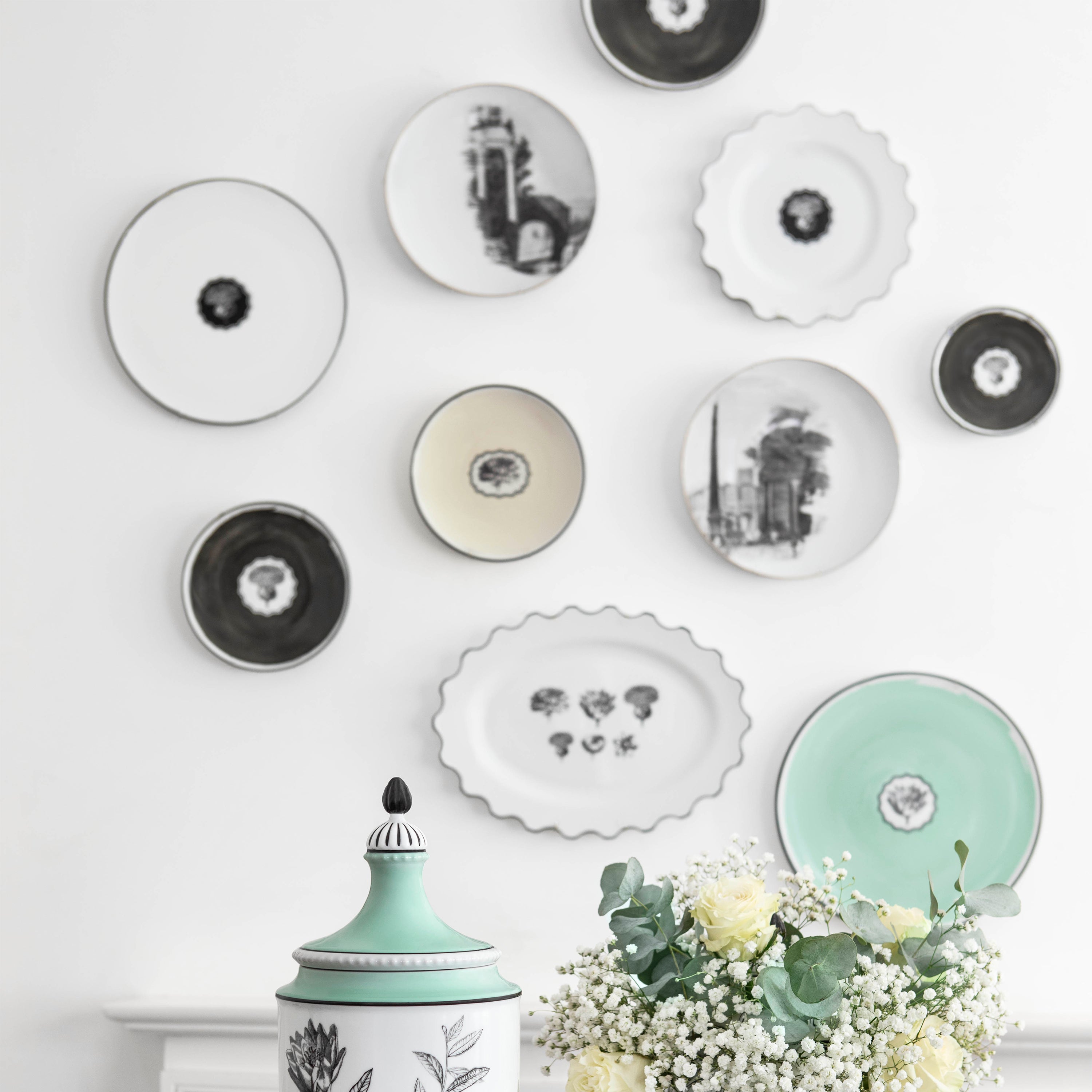 Vista Alegre Herbariae Dinner Plate - 2Modern