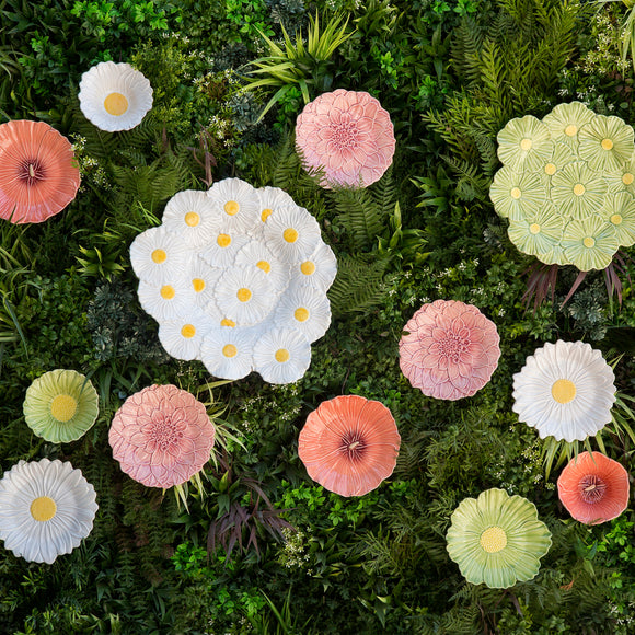 Maria Flor Dahlia Dessert Plate (Set of 4)