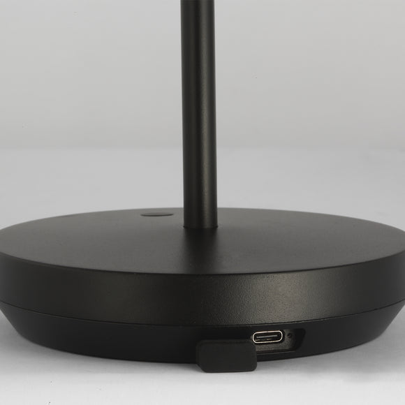 Doppia Portable LED Table Lamp