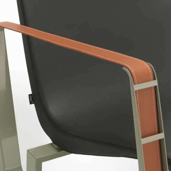 Cite Lounge Chair