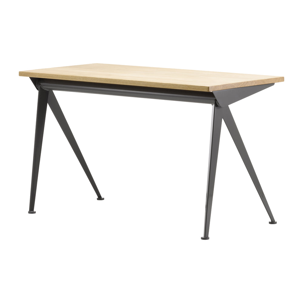 Compas Direction Desk