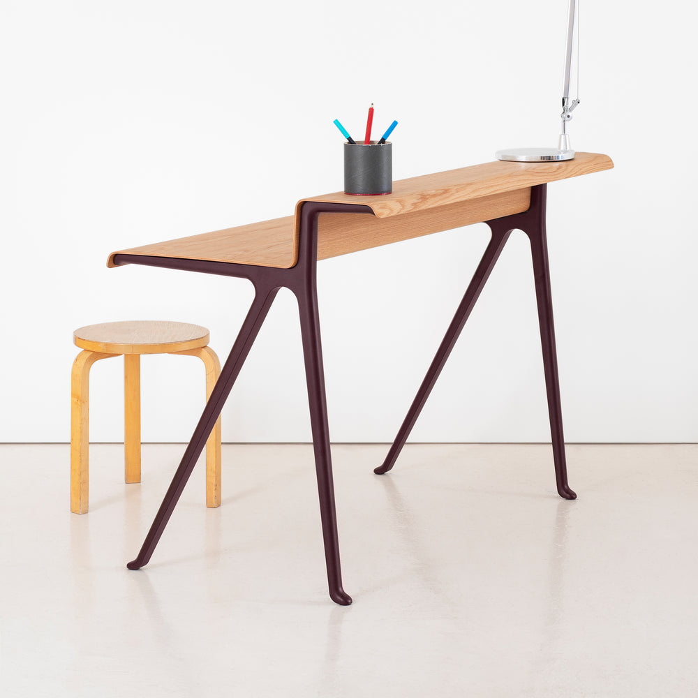 Courier Desk