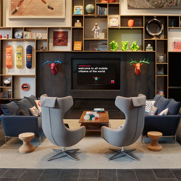 Grand Repos Lounge Chair