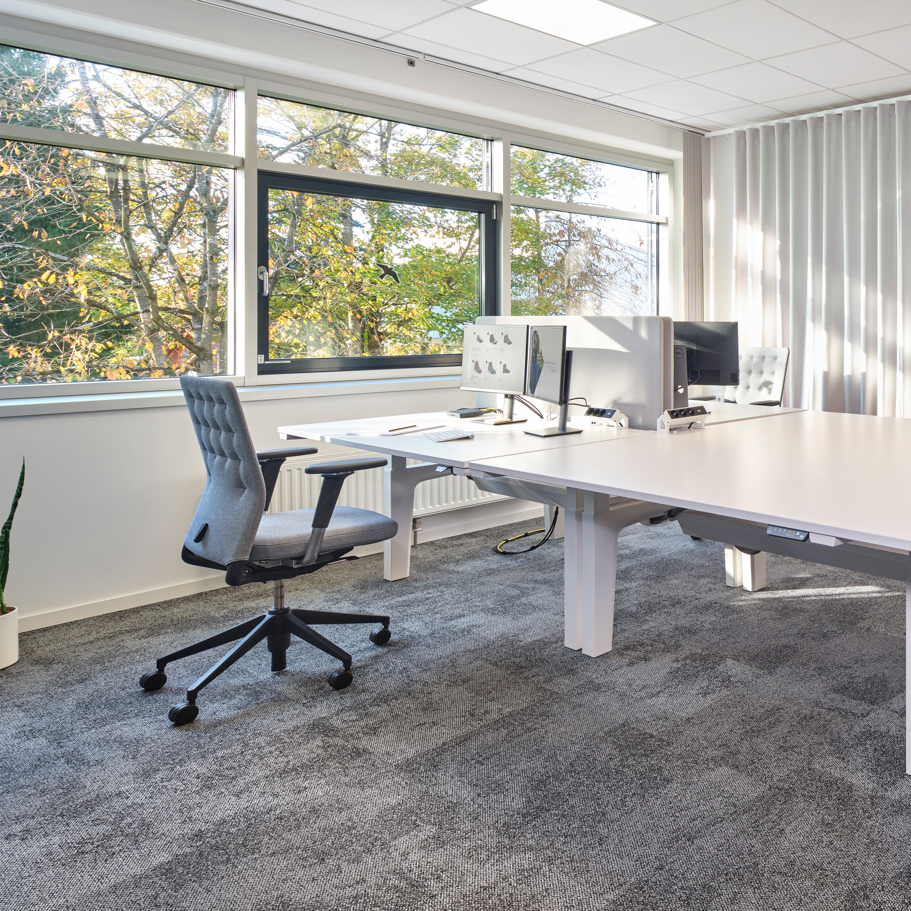 Vitra ID Trim Office Chair - 2Modern