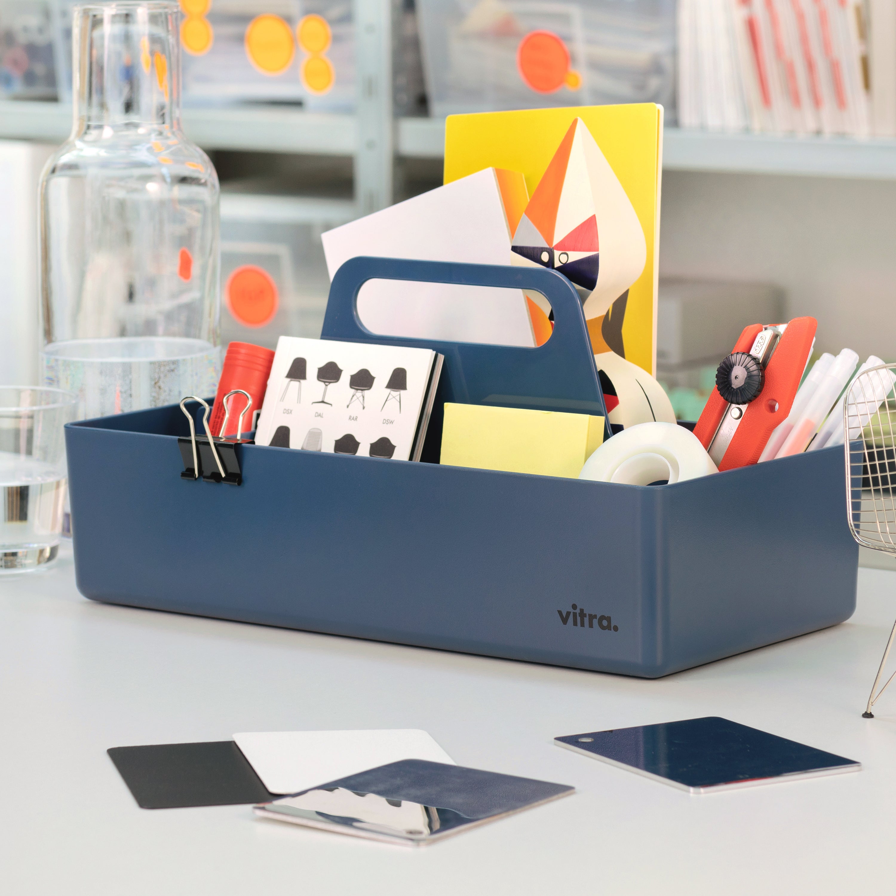 Vitra RE Toolbox - 2Modern