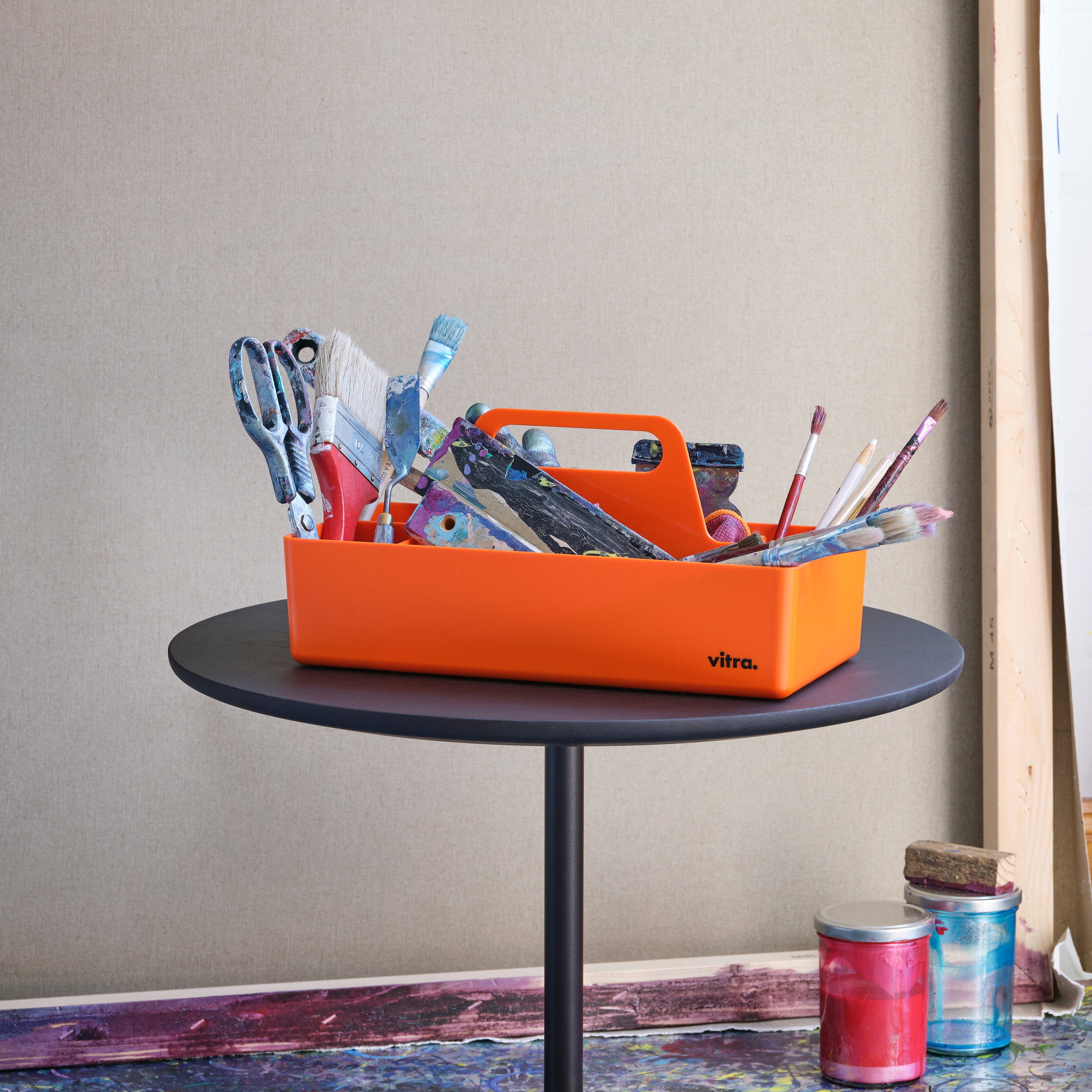 Vitra RE Toolbox - 2Modern