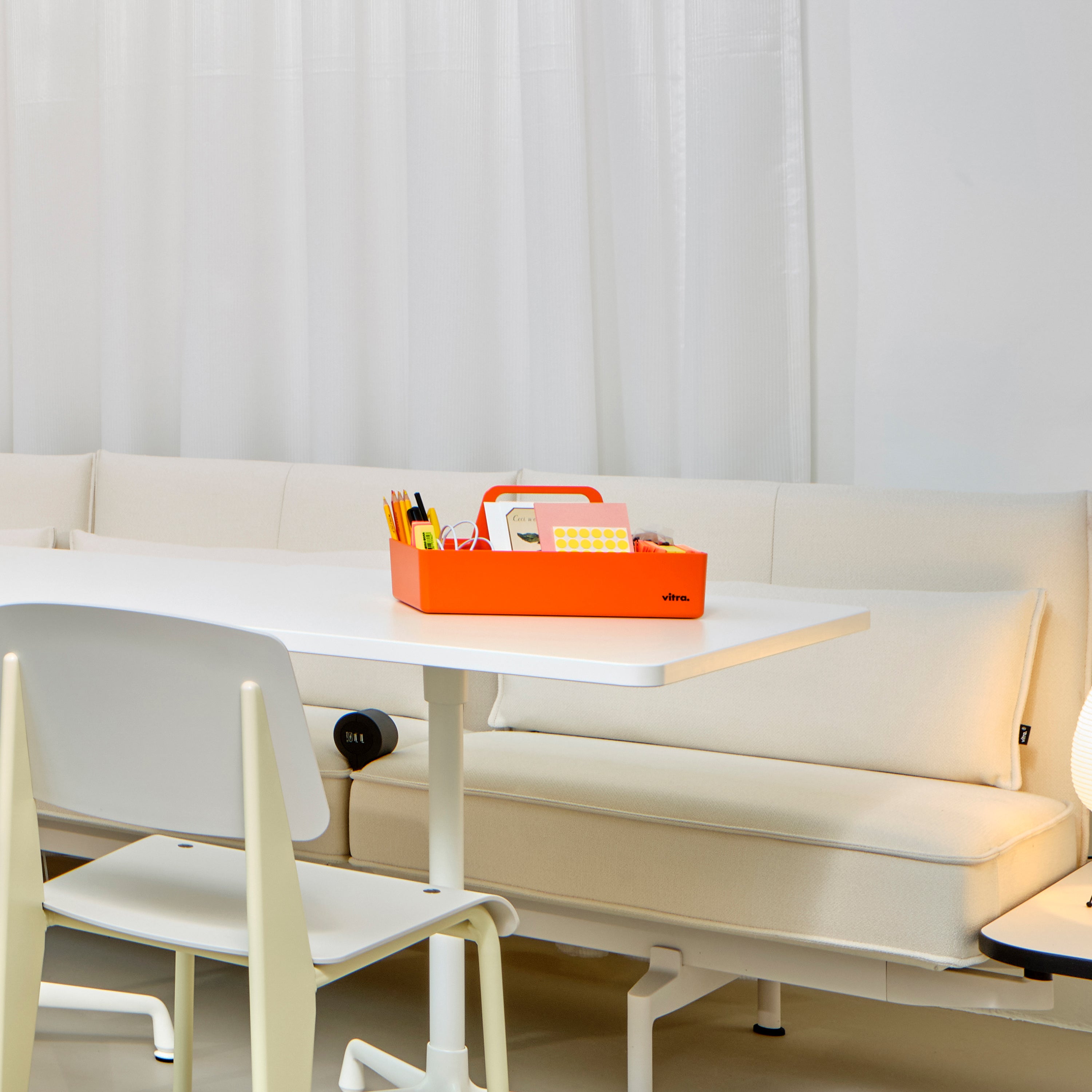 Vitra RE Toolbox - 2Modern