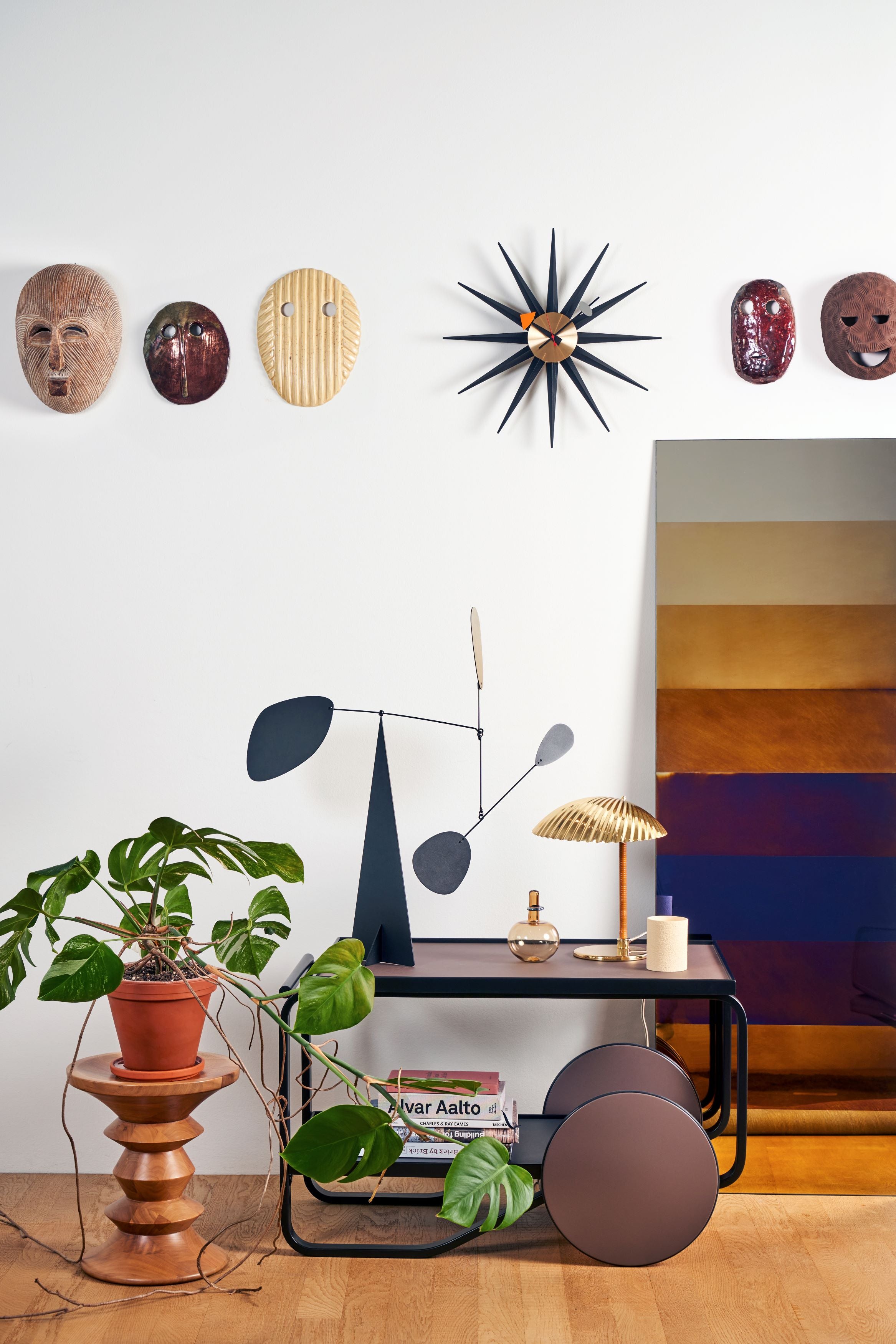 Vitra Sunburst Wall Clock - 2Modern