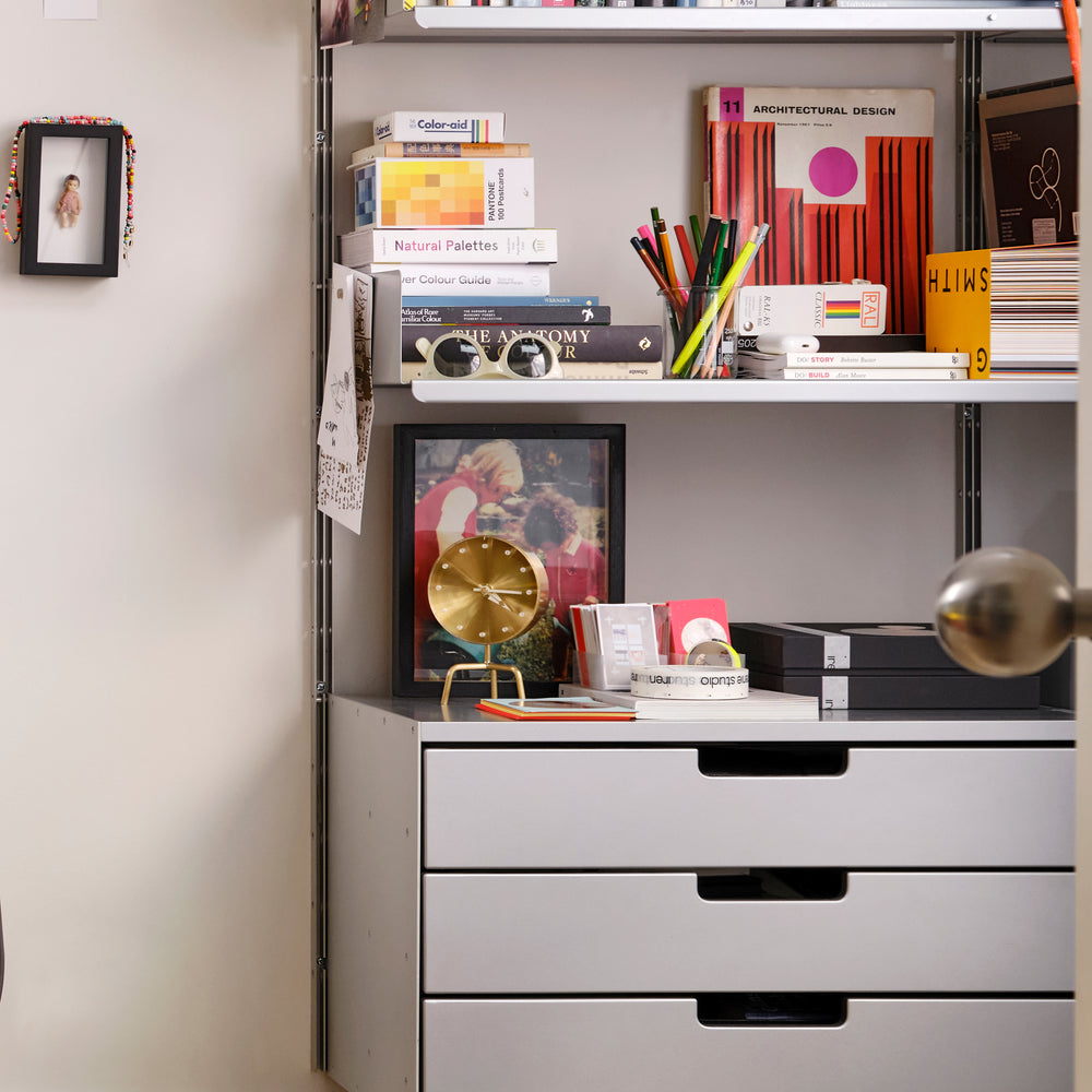 Tripod Clock